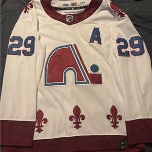 Colorado Avalanche Mackinnon Jersey